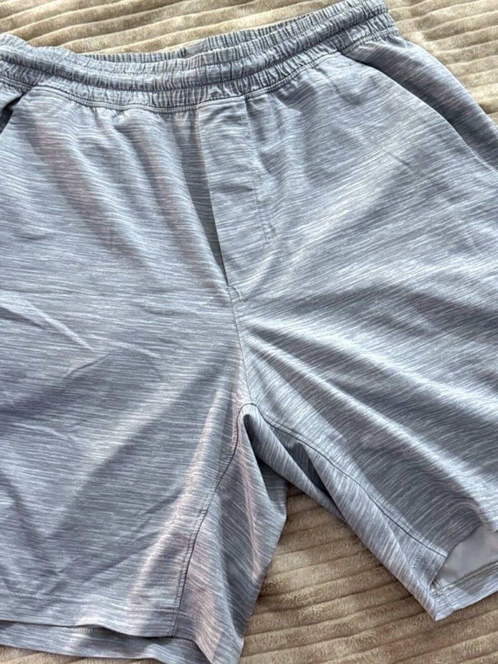 Lululemon Men's Pace Breaker Short 7" Heathered Grey Size S